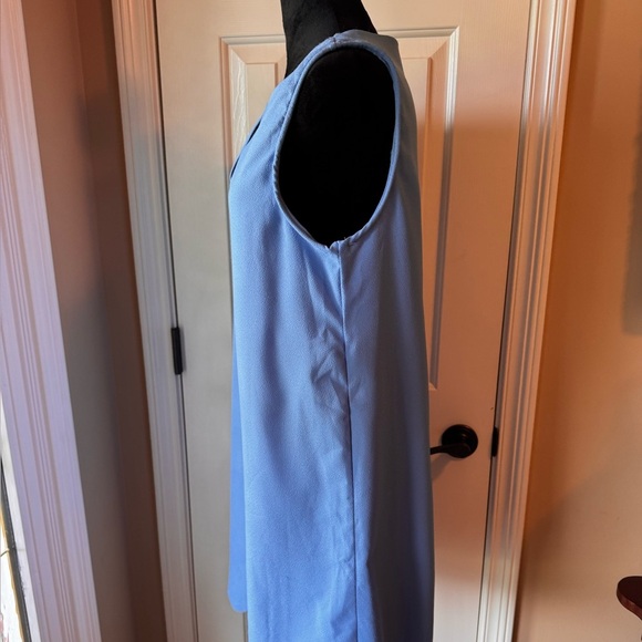 Everly light Blue Sleeveless Dress with scalloped hem - Picture 6 of 7